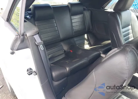 2008 Ford Mustang Gt Deluxe/Gt Premium from USA, damaged, VIN 1ZVHT85H385157895